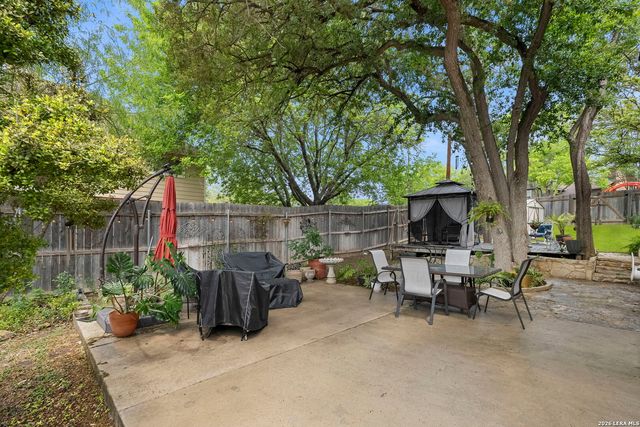 981 Rio Verde, New Braunfels, TX 78130