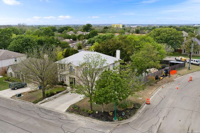 981 Rio Verde, New Braunfels, TX 78130