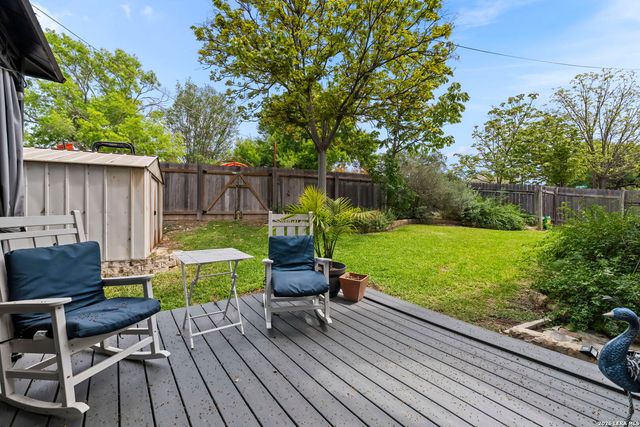 981 Rio Verde, New Braunfels, TX 78130