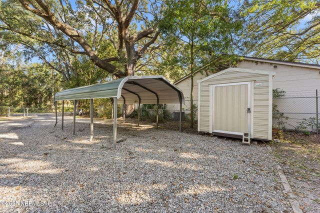 4044 HUNTER Circle, Jacksonville, FL 32207