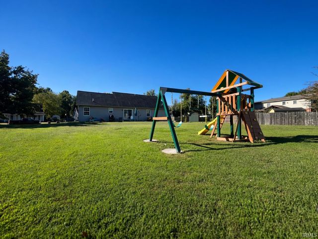 612 Southbrook Drive, Evansville, IN 47711