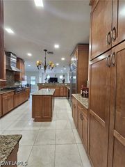 41 33rd AVE NE, Naples, FL 34120