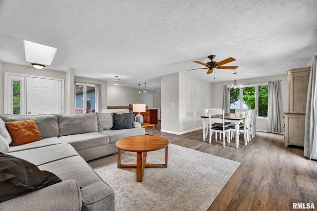 322 NORMAN Drive, Groveland, IL 61535
