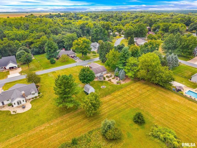 322 NORMAN Drive, Groveland, IL 61535