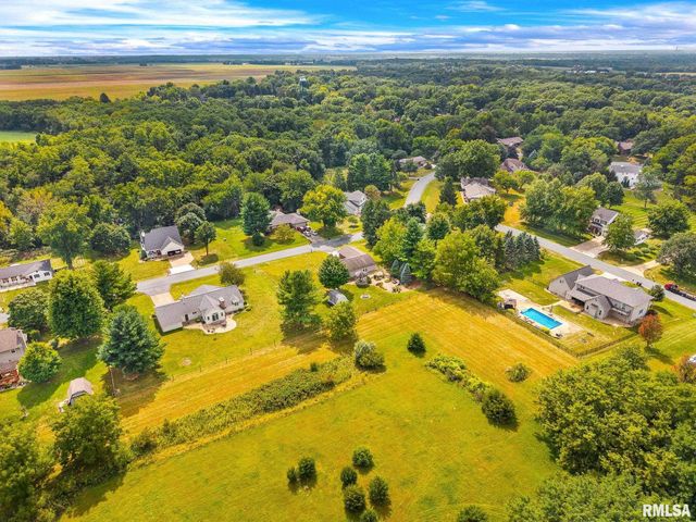 322 NORMAN Drive, Groveland, IL 61535