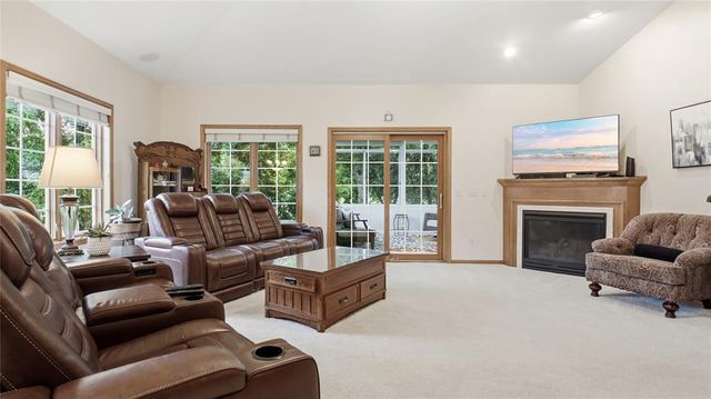 4244 Mill Ridge Circle, Eau Claire, WI 54703
