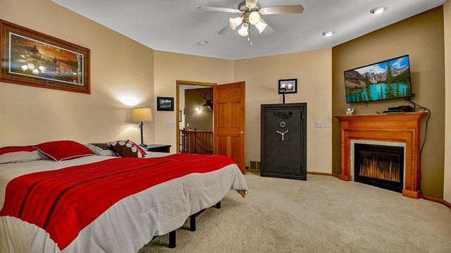 4244 Mill Ridge Circle, Eau Claire, WI 54703