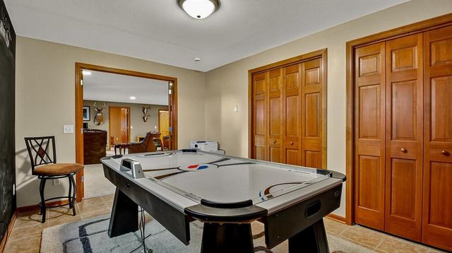 4244 Mill Ridge Circle, Eau Claire, WI 54703