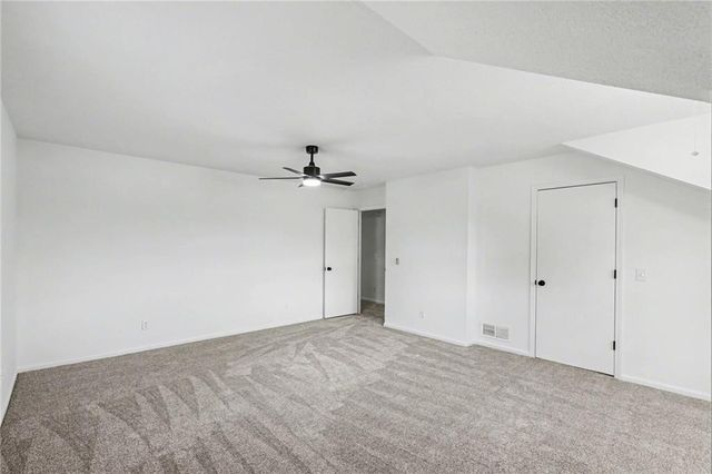 106D Smith Street, Smithville, MO 64089