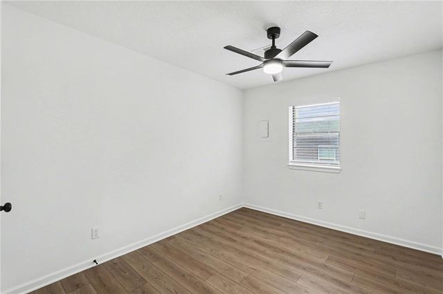 106D Smith Street, Smithville, MO 64089