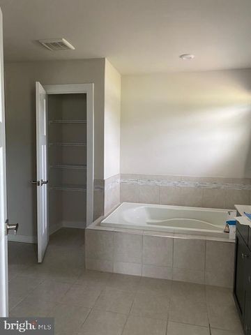 3002 VANESSA DR, Harrisburg, PA 17110