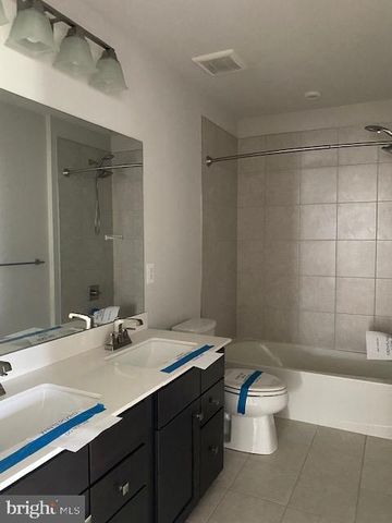 3002 VANESSA DR, Harrisburg, PA 17110