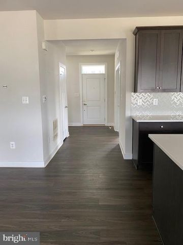 3002 VANESSA DR, Harrisburg, PA 17110
