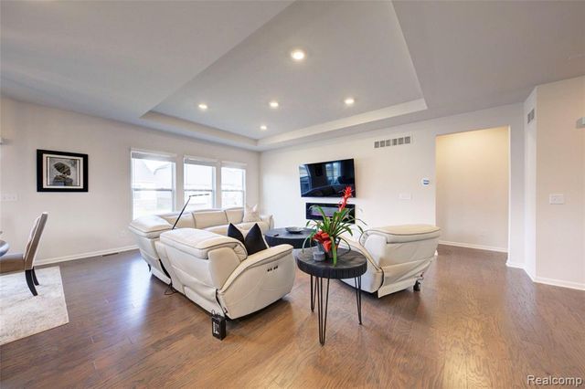 3775 Park Creek Lane, Canton, MI 48188