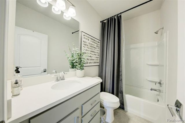 3775 Park Creek Lane, Canton, MI 48188