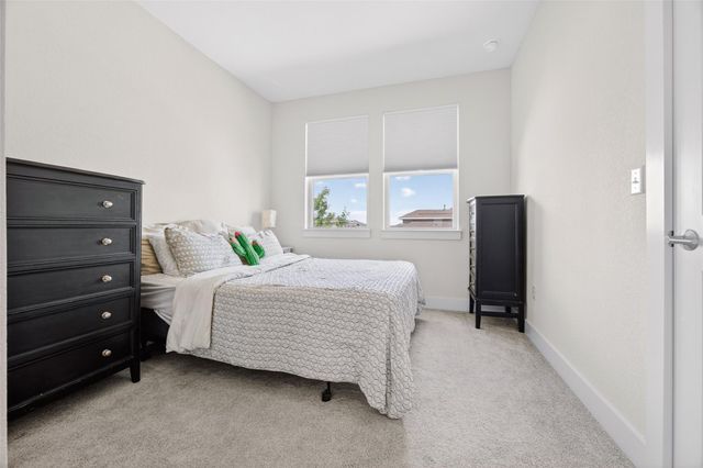 6205 Dumfries LN, Austin, TX 78744