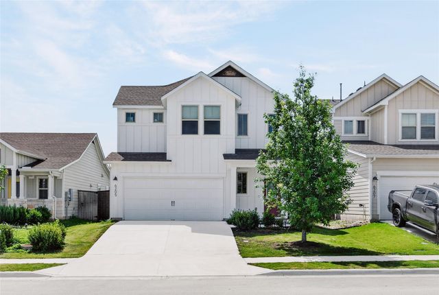 6205 Dumfries LN, Austin, TX 78744