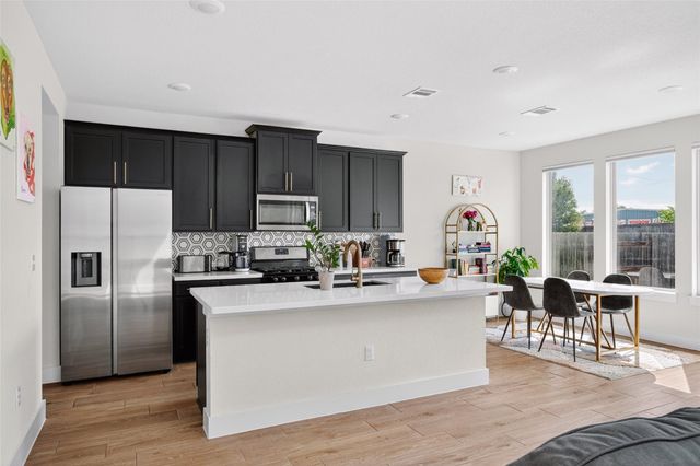 6205 Dumfries LN, Austin, TX 78744