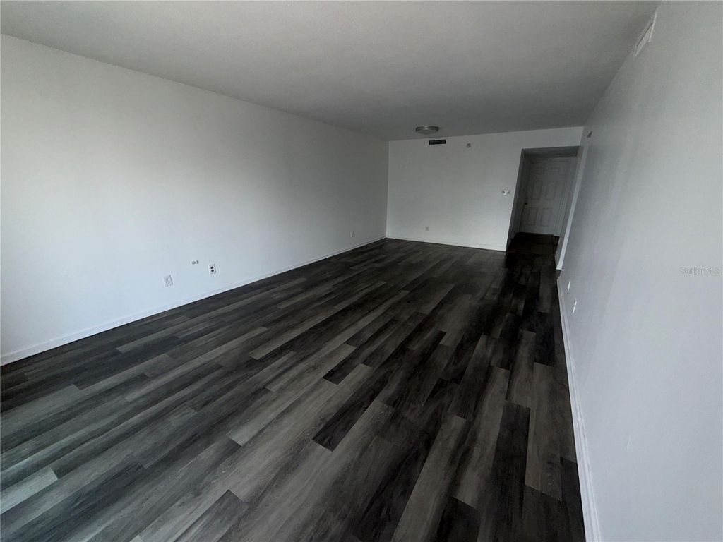 Image 22 of property listing at 201 W LAUREL STREET 703, Tampa, FL 33602