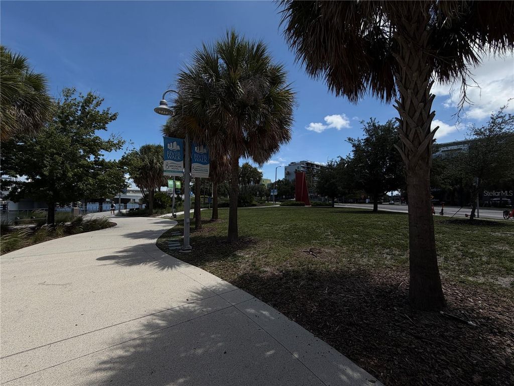 Image 24 of property listing at 201 W LAUREL STREET 703, Tampa, FL 33602