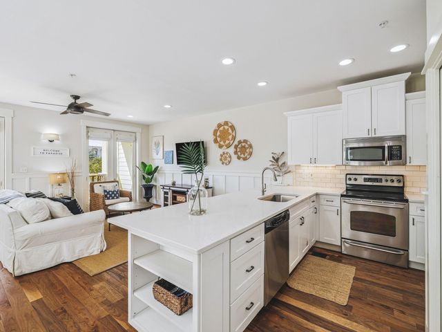 4281 E County Hwy 30A 203, Santa Rosa Beach, FL 32459