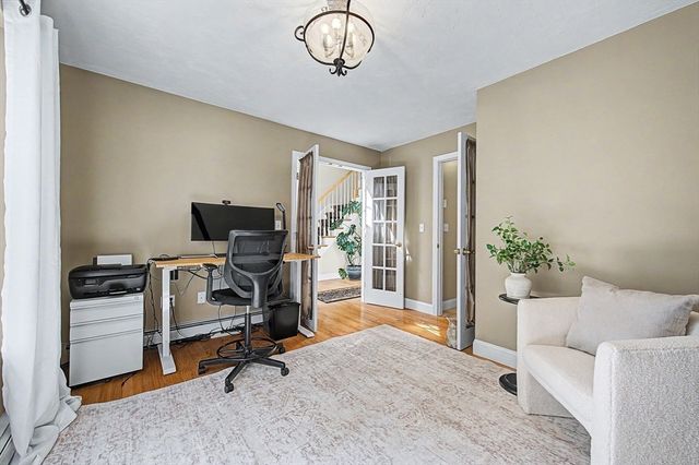 16 Stable Way, Medway, MA 02053
