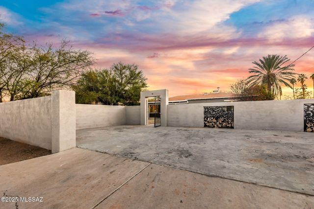3626 E Flower Street, Tucson, AZ 85716