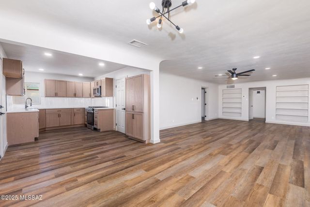 3626 E Flower Street, Tucson, AZ 85716