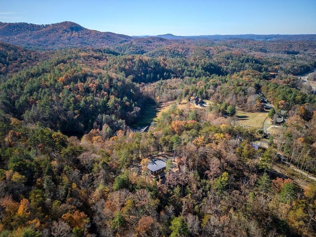 1713 Old Northcutt Road, Ellijay, GA 30536