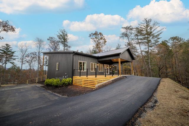 1713 Old Northcutt Road, Ellijay, GA 30536