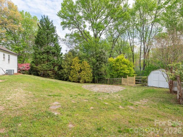 9012 Waggoneer Circle, Charlotte, NC 28270