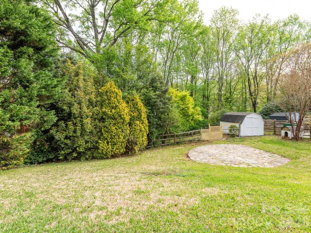 9012 Waggoneer Circle, Charlotte, NC 28270