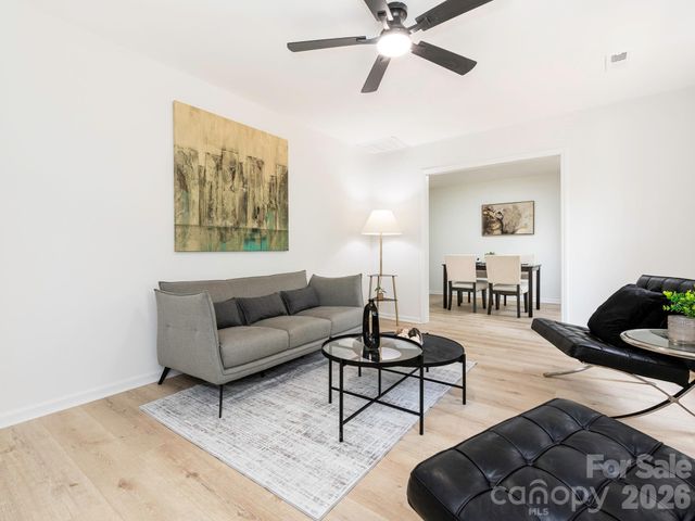 9012 Waggoneer Circle, Charlotte, NC 28270