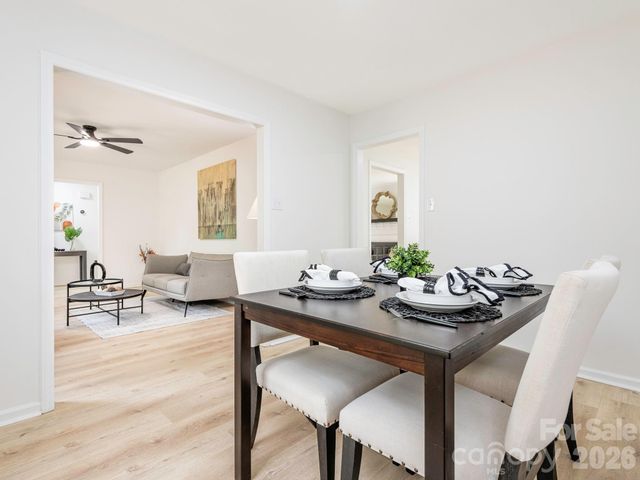 9012 Waggoneer Circle, Charlotte, NC 28270