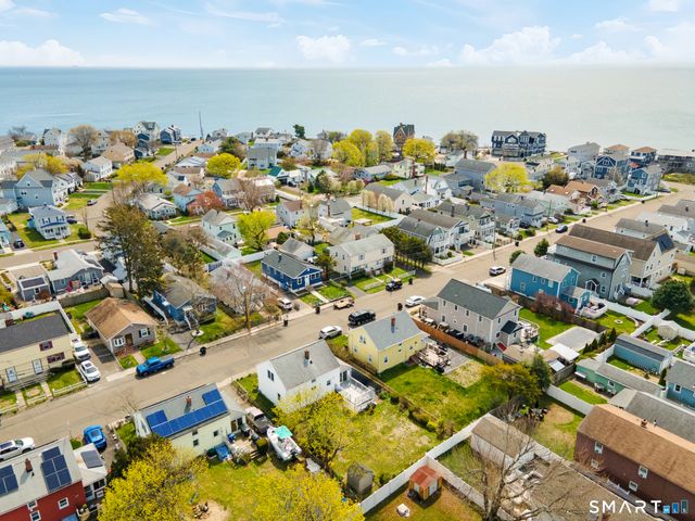 54 Coolridge Road, Milford, CT 06460