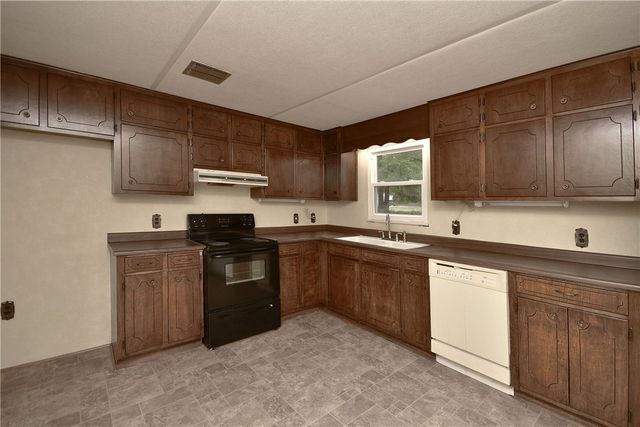 103 Fond Du Lac Drive, Central, SC 29630
