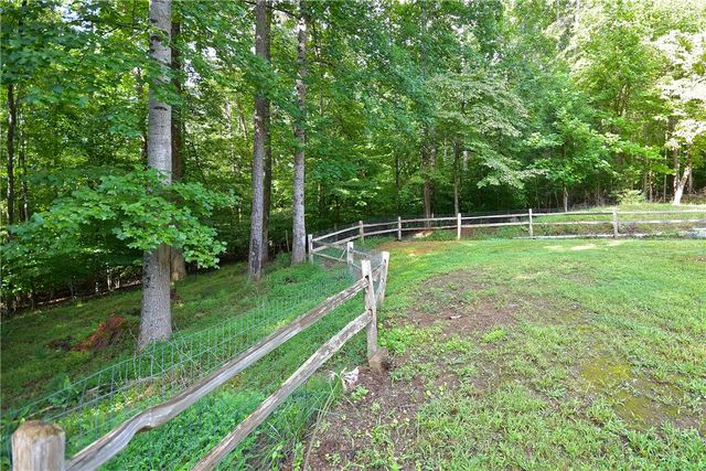 103 Fond Du Lac Drive, Central, SC 29630