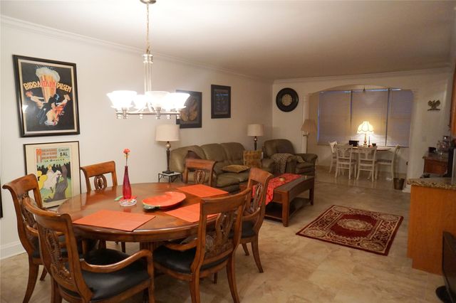 2851 Somerset Drive 103, Lauderdale Lakes, FL 33311