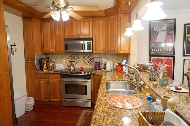 2851 Somerset Drive 103, Lauderdale Lakes, FL 33311