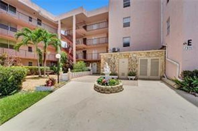 2851 Somerset Drive 103, Lauderdale Lakes, FL 33311