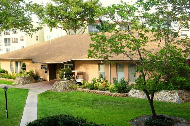 2851 Somerset Drive 103, Lauderdale Lakes, FL 33311