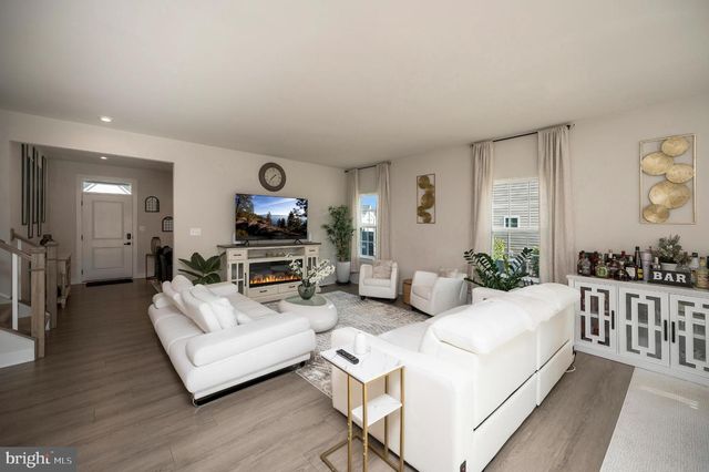 5432 HOLLEY OAK LN, Fredericksburg, VA 22407