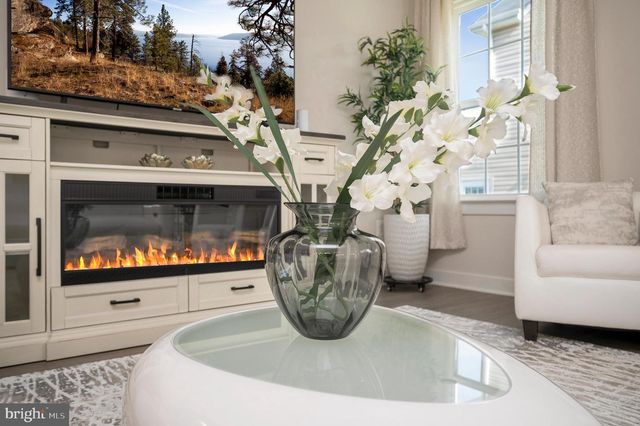 5432 HOLLEY OAK LN, Fredericksburg, VA 22407