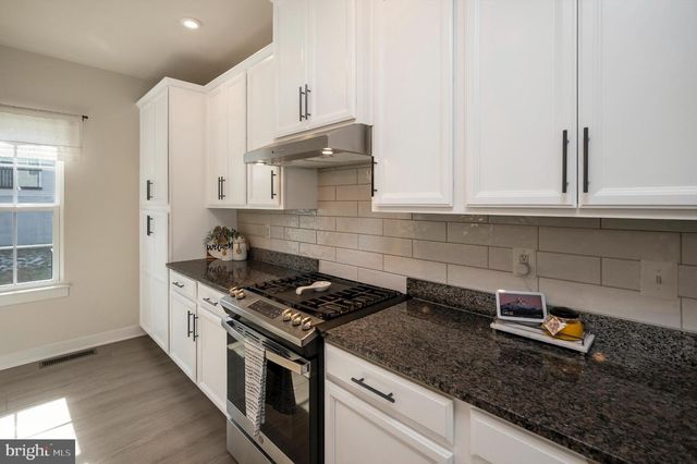 5432 HOLLEY OAK LN, Fredericksburg, VA 22407