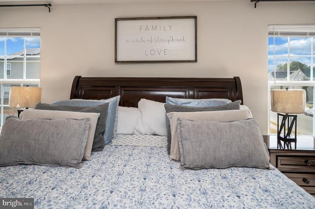 5432 HOLLEY OAK LN, Fredericksburg, VA 22407