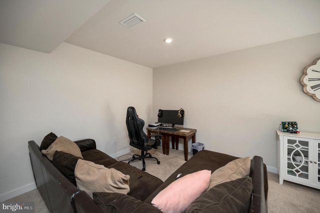 5432 HOLLEY OAK LN, Fredericksburg, VA 22407