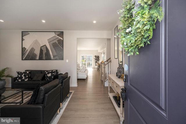 5432 HOLLEY OAK LN, Fredericksburg, VA 22407