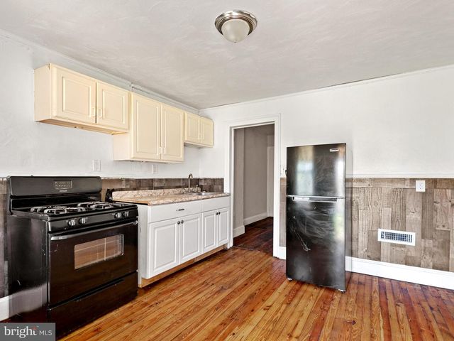 564 WALNUT ST, Pottstown, PA 19464