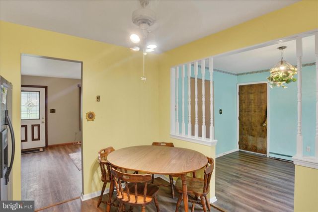 260 GREEN LANE DR, Camp Hill, PA 17011