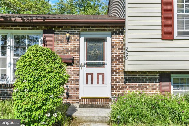 260 GREEN LANE DR, Camp Hill, PA 17011